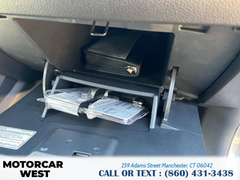 2009 Nissan Versa 1.8 S