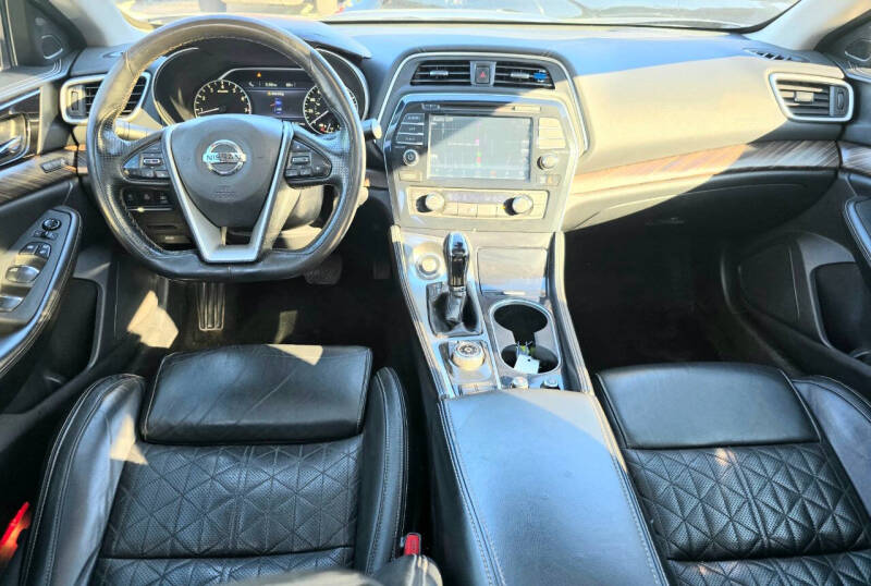 2016 Nissan Maxima Platinum
