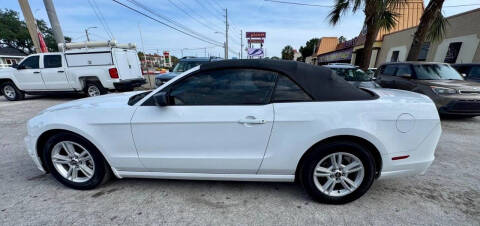 2014 Ford Mustang V6