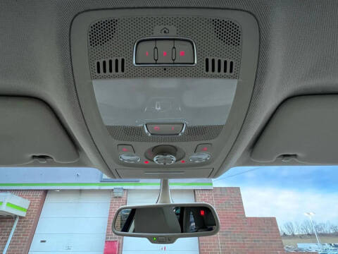 2011 Audi Q5 2.0T quattro Premium Plus