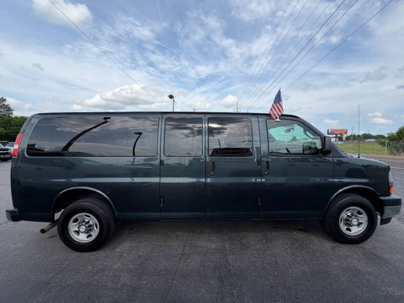 2017 Chevrolet Express LT 3500