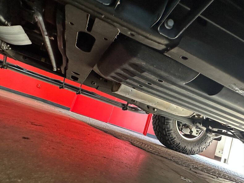 2004 HUMMER H2