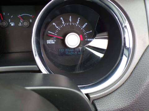 2012 Ford Mustang V6