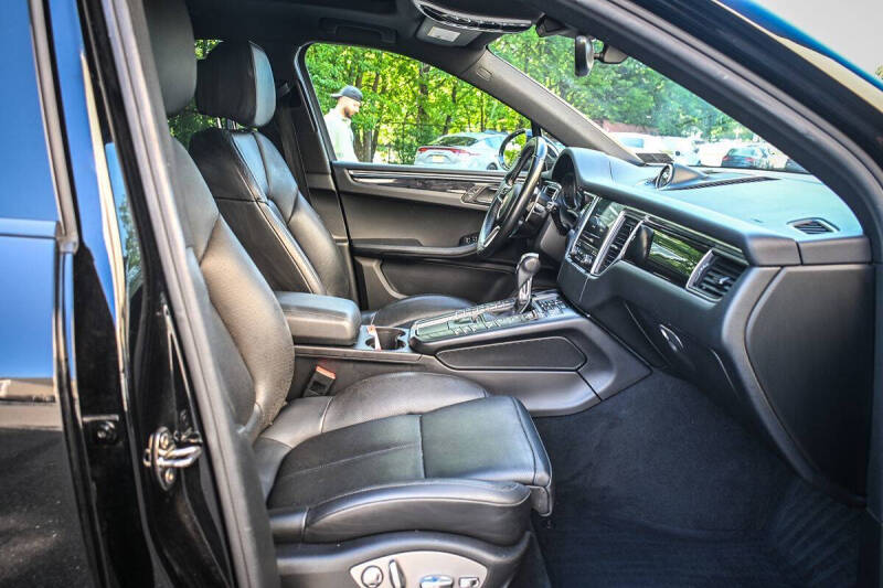 2017 Porsche Macan S