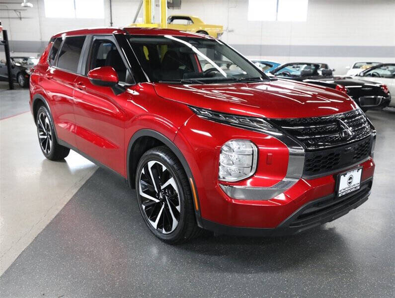 2022 Mitsubishi Outlander ES