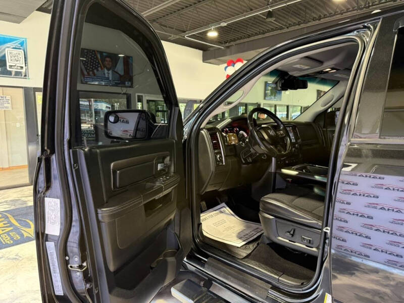 2018 RAM 1500 Night