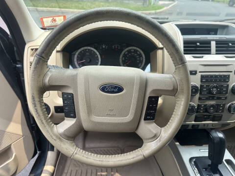 2011 Ford Escape XLT