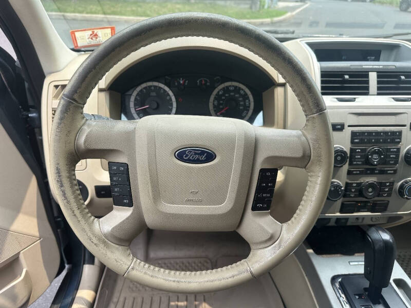 2011 Ford Escape XLT