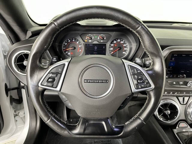 2021 Chevrolet Camaro LT1 - Photo 15