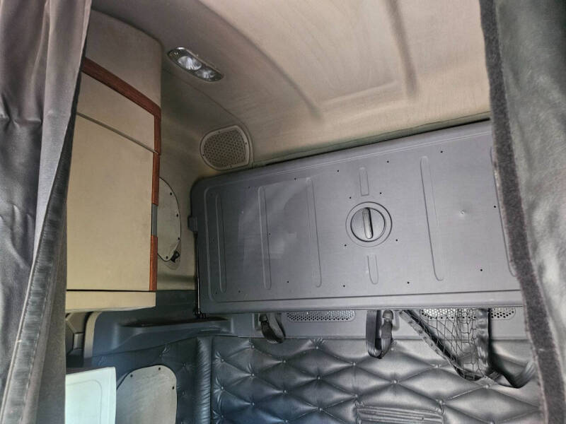 2012 Freightliner Cascadia