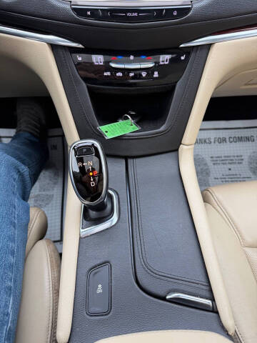 2017 Cadillac XT5 Luxury