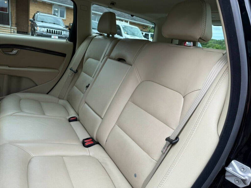 2016 Volvo XC70 T5 Premier