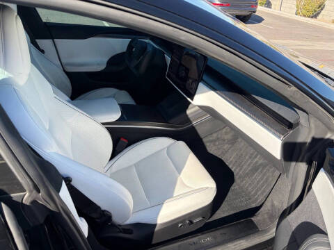 2022 Tesla Model S Plaid