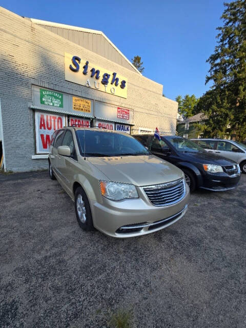 2011 Chrysler Town and Country for sale at SINGH'S AUTOGROUP LLC in Nelliston, NY