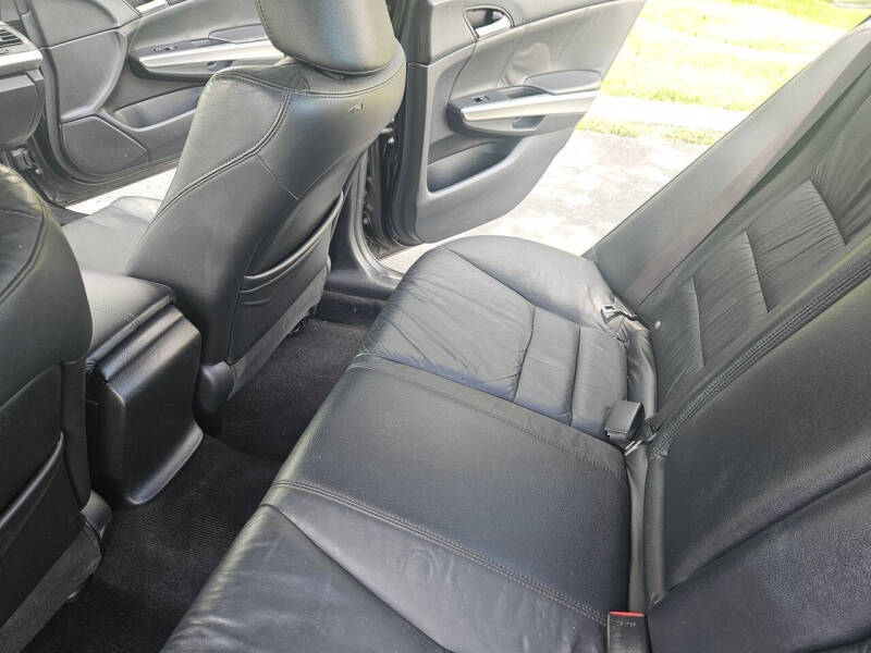 2008 Honda Accord EX-L V6 w/Navi