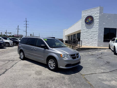 2015 Dodge Grand Caravan SXT Plus Photo