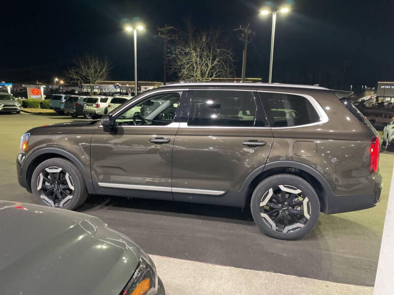 2023 Kia Telluride S