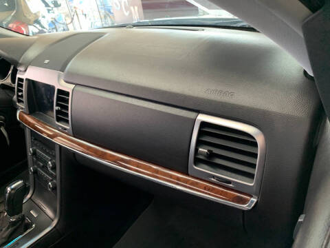 2011 Lincoln MKZ