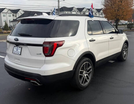 2017 Ford Explorer Sport