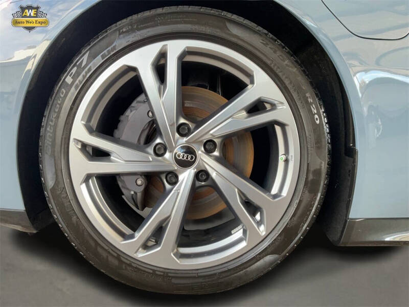 2022 Audi e-tron GT quattro Premium Plus