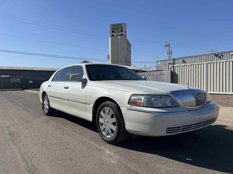 2004 Lincoln Town Car Ultimate L