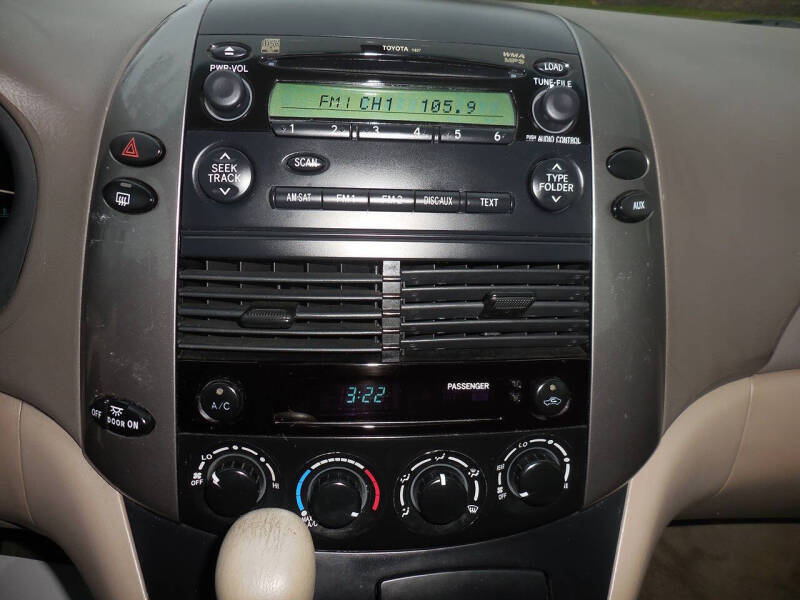 2008 Toyota Sienna LE 7-Passenger