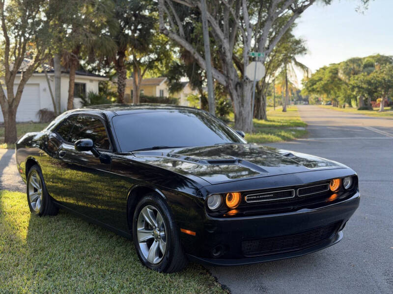 2016 Dodge Challenger SXT