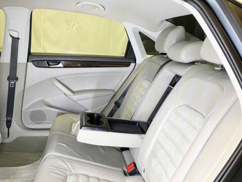 2014 Volkswagen Passat 2.0L TDI SEL Premium