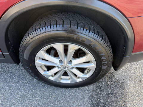 2016 Nissan Rogue SV