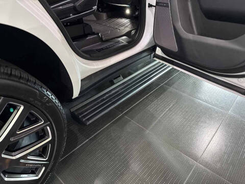 2025 GMC Yukon Denali Ultimate