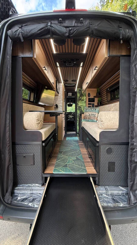 2025 Mercedes-Benz Sprinter 2500