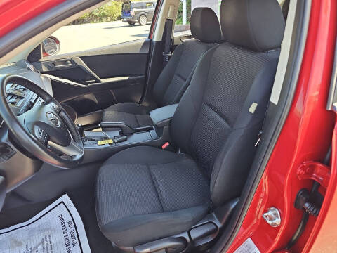 2013 Mazda MAZDA3 i Touring