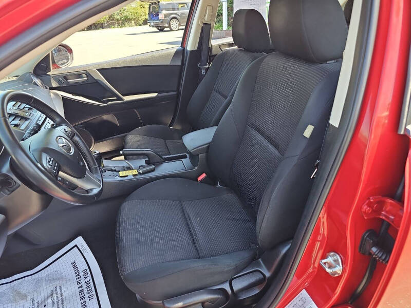 2013 Mazda MAZDA3 i Touring