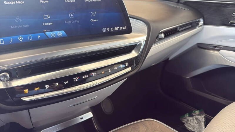 2023 Cadillac LYRIQ Luxury