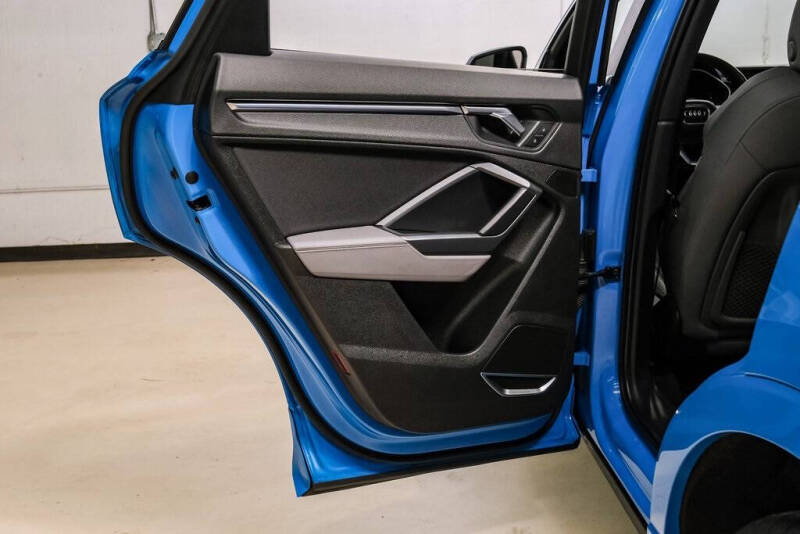 2020 Audi Q3 quattro S line Prem Plus 45 TFSI