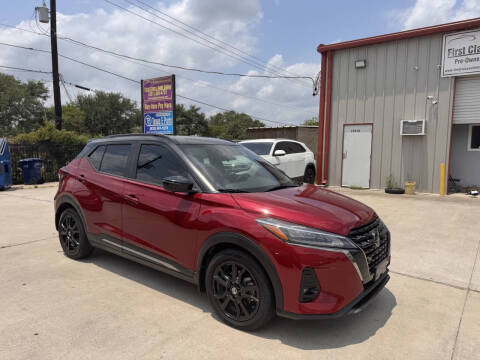 2021 Nissan Kicks SR