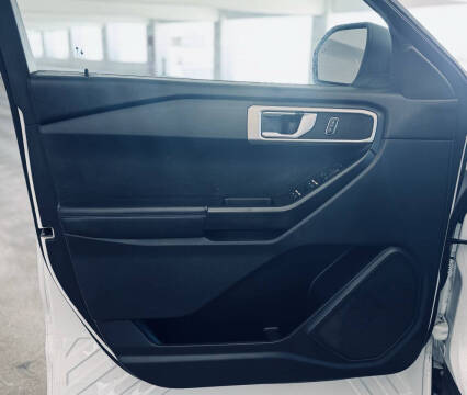 2020 Ford Explorer