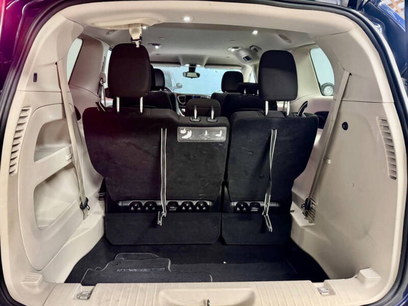 2017 Chrysler Pacifica Touring