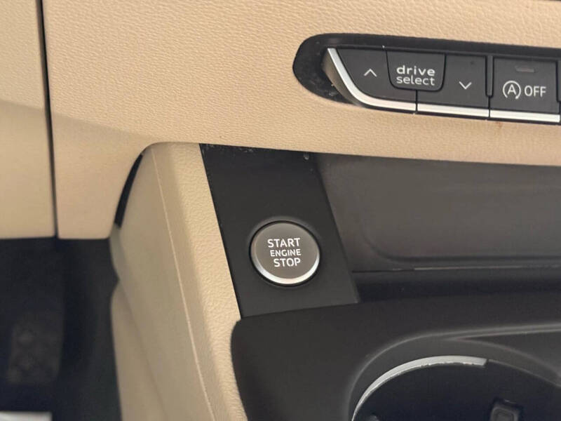 2017 Audi A4 2.0T quattro Premium Plus