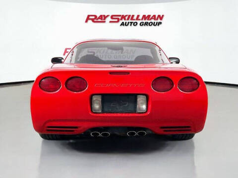 2004 Chevrolet Corvette