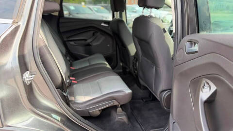 2016 Ford Escape SE