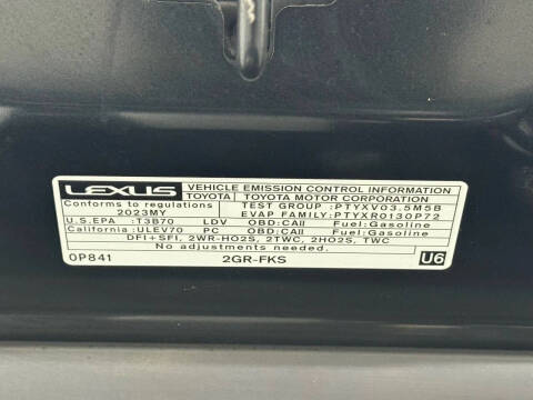 2023 Lexus ES 350 F SPORT Handling