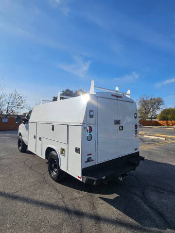 2014 Ford E-Series E-350 SD