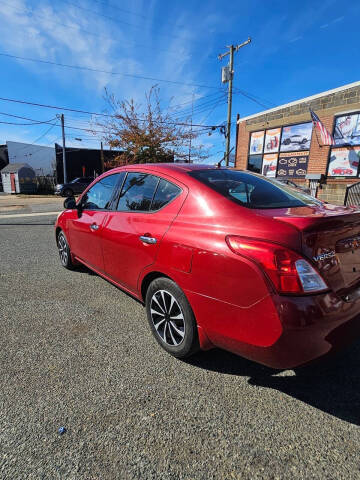 2014 Nissan Versa 1.6 SV