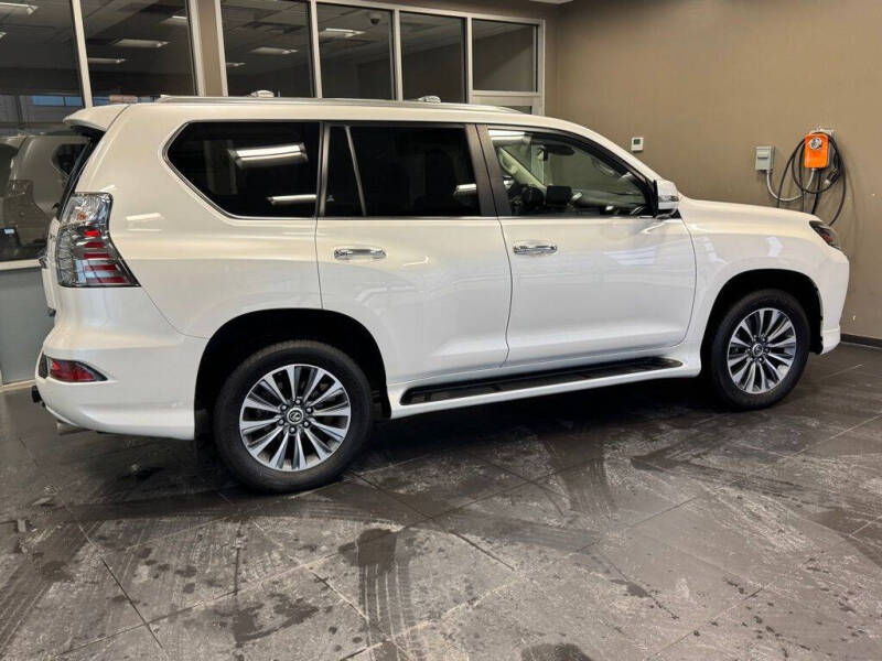 2023 Lexus GX 460 Luxury