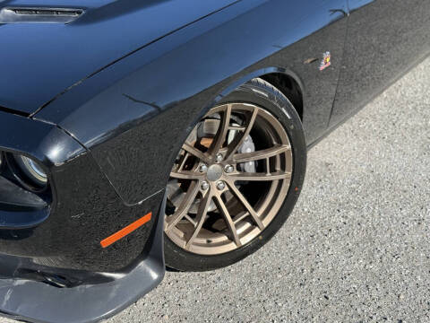 2015 Dodge Challenger R/T Scat Pack