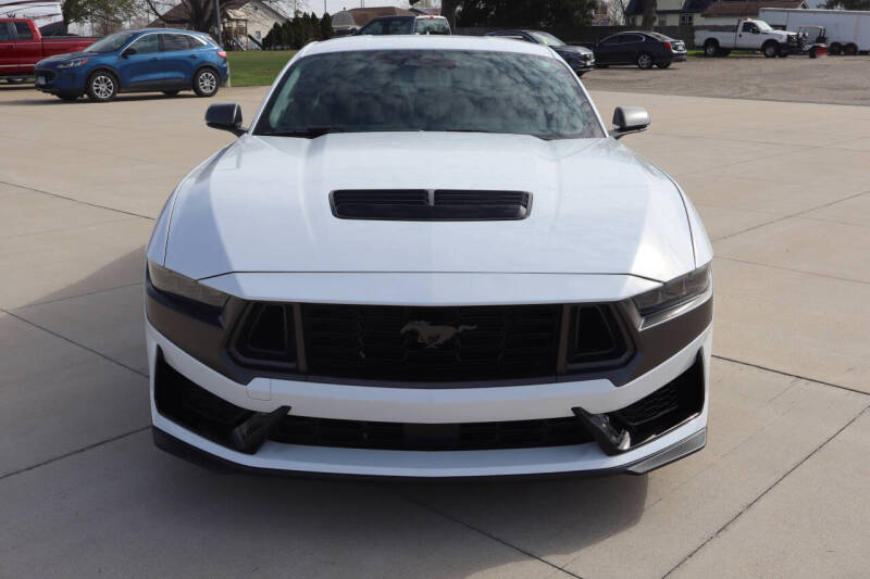 2025 Ford Mustang Dark Horse