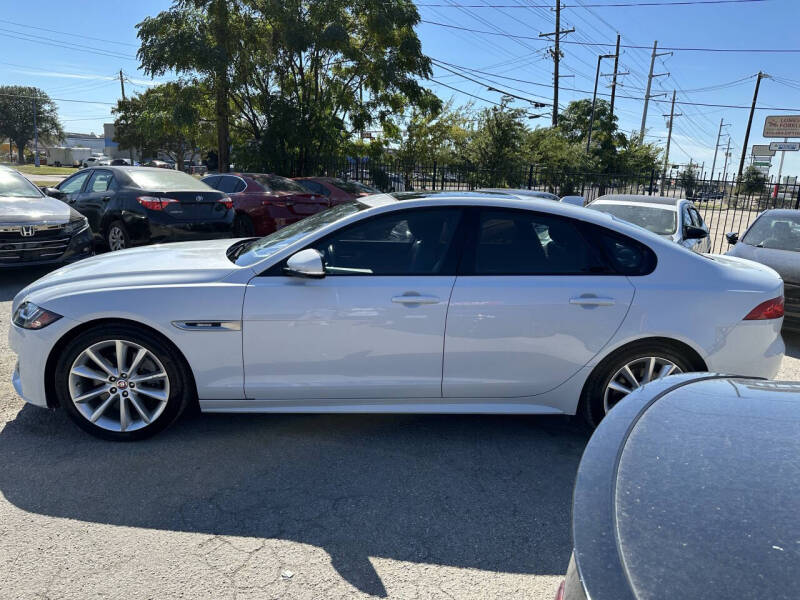 2016 Jaguar XF R-Sport