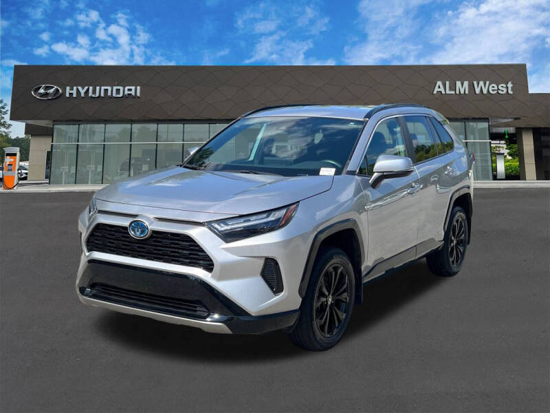 2023 Toyota RAV4 Hybrid SE
