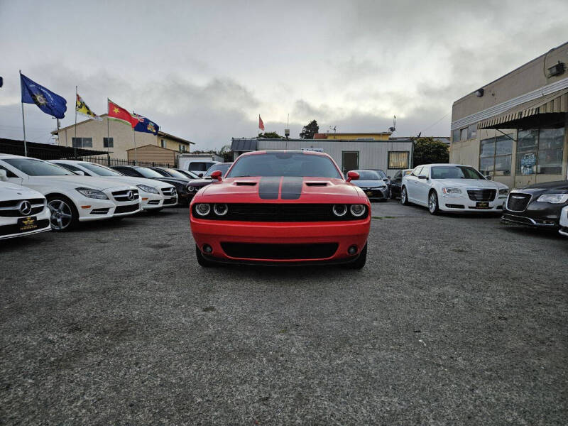 2019 Dodge Challenger SXT